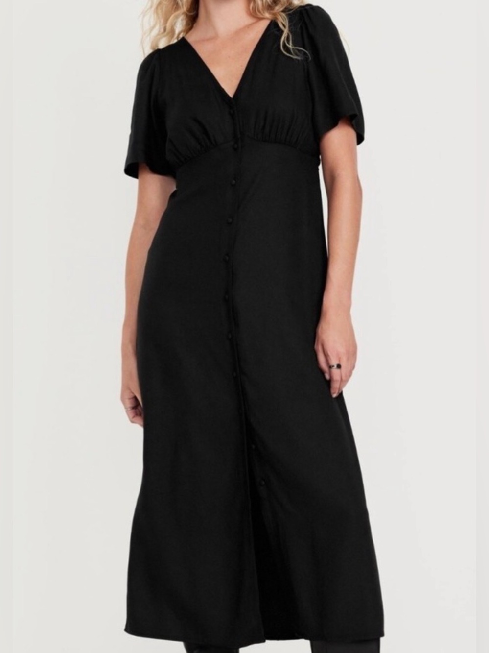 Old Navy Black V-Neck Button-Front Maxi Dress
